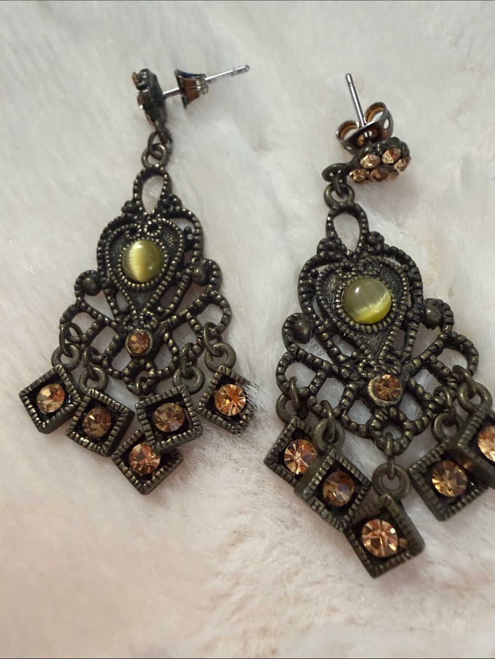3/30$ Vintage-Inspired Bronze Chandelier Earrings with Yellow-Green Cabochon